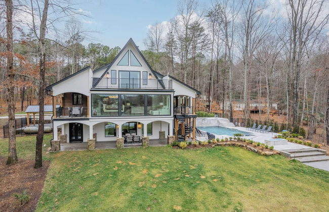 Take it to the Bank! by Avantstay New Pool + Hot Tub Sleeps 16 - Foto 17