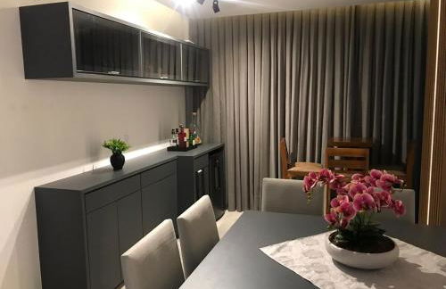 Amplo apartamento! 3 km da Vila Germânica - Foto 2