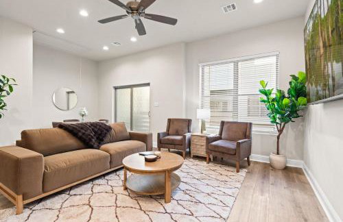 NEW Willow House KING Garage Sports Complex - Foto 7