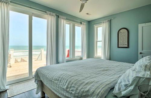 Beachfront Oasis with 2 Large Decks, BBQ and Views! - Foto 12