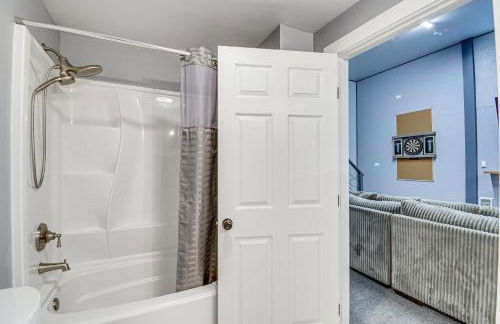 Westport Home with Hot Tub 2 Blocks to Beach! - Foto 24