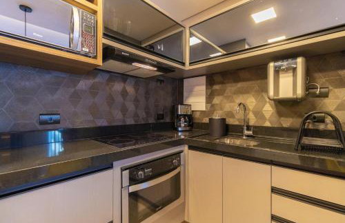 Luxuoso Apto Em Frente Ao Shopping Curitiba - Piscina, Academia e Sauna - Foto 41