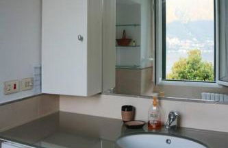 Simo House Stunning Lake View Balcony AC - Foto 7