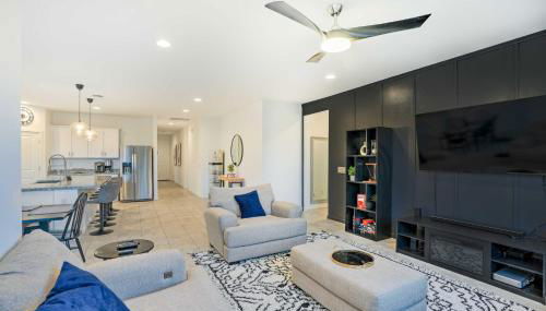 Hot Tub, Putting Green! New-Build Glendale Home - Foto 2