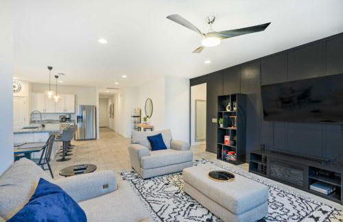 Hot Tub, Putting Green! New-Build Glendale Home - Foto 2