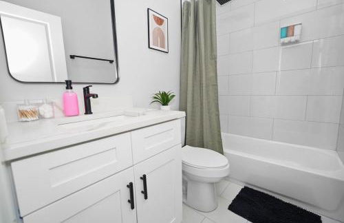 Family-Friendly 3BR Retreat Near Medical District, University of Illinois Chicago & West Loop - Foto 21