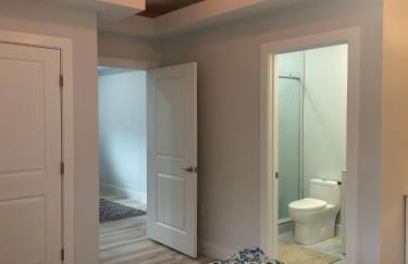 Entire Guest Suite with Elevator near Tysons Corner-Private & Independant - Foto 16