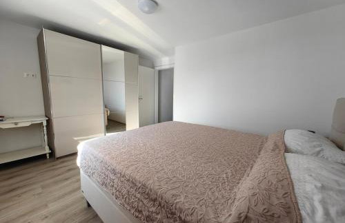 Apartment Sunset - Photo 14