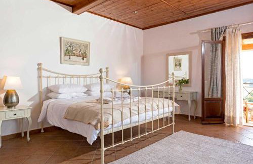 Kosta's House - Photo 21