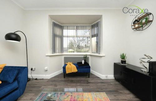 3 Bedroom Luxe Living for Contractors and Families by Coraxe Short Stays - Foto 34