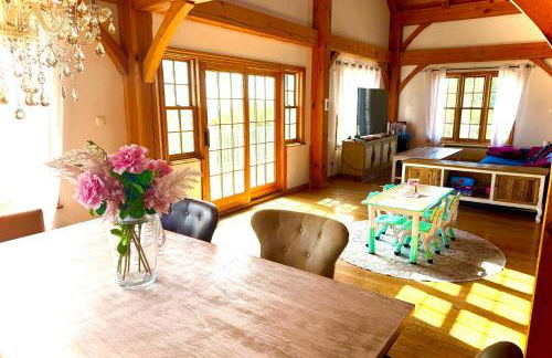 Alpine-Style Villa in Exclusive Sotogrande Alto - Foto 2