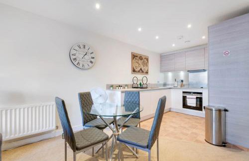 Alder House Serviced Apartment Maidenhead by 360stays - Foto 8