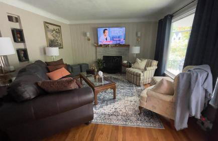 Newly renovated 3-bedroom lakeside home - Foto 27