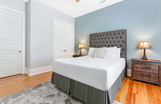 Amazing 4BR w Balcony by Hosteeva - Foto 9