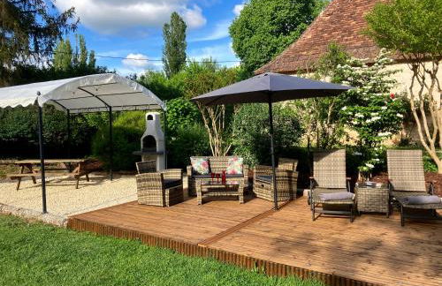 La Tuilerie Grange (Adults only gite) with two en-suite double bedrooms - Foto 2