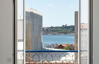 GuestReady - Gorgeous apt with river view - Foto 1