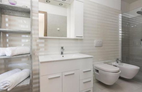 Three-Bedroom Holiday Home In Kozino - Photo 19