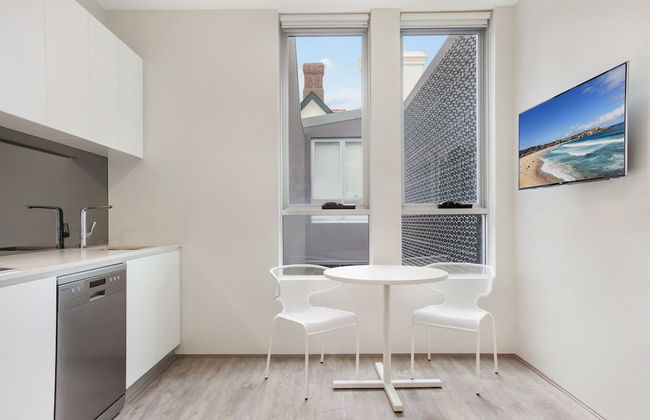 Bondi Beach Studios - Photo 14
