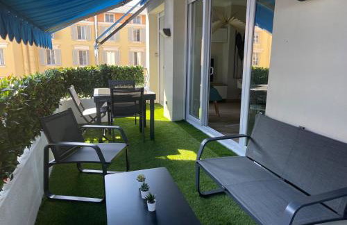 Reine Marie :Top floor Carré d'or avec accès direct à la mer - Foto 4