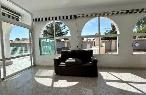 Villa with Pool, Chill-Out & BBQ - Foto 27