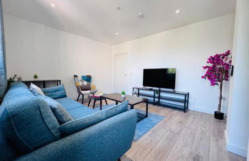 Ash Residence - Lovely 2 spacious bedrooms city centre flat with private parking - Photo 2