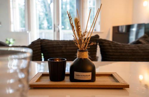 Runway Hse Luxe 5 Bed, with King sized Beds, next to Aiport & NEC, JLR 5 mins - Foto 4