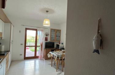 Villetta MP casa sviluppata su due piani con doppia veranda e parcheggio privato - Foto 14