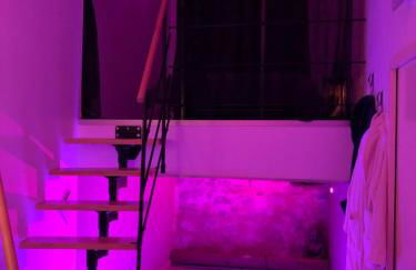 Appartement Love room avec jacuzzi et hammam privatisé Lieu insolite en amoureux Spa détente assurée avec de doux massages en options sur demande - Foto 6