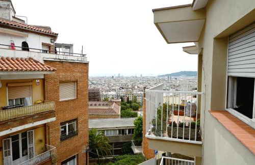 Homenfun Barcelona Park Güell - Photo 25