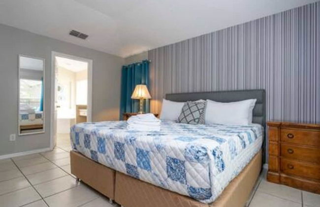 Amazing 5 BR w Game Room Minutes From Disney - Foto 34