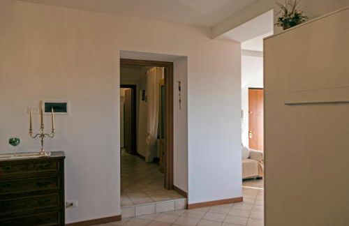 CASA DEL SOLE APPARTAMENTO N° 2 WHITE AND GOLD ROOM - Foto 6