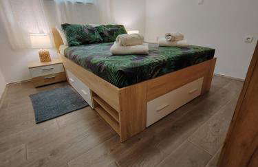 Apartments and pool Luminous - Photo 12