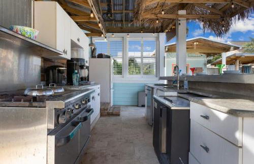 Honeymoon Suite with Shared POOL - Foto 24