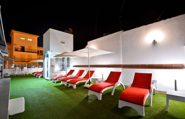 The Zentral Arenal Suites - Foto 36