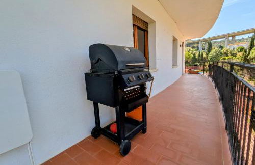 Charming Attic with Pool and Seaviews - Photo 6