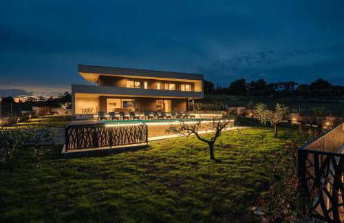 Villa de la Vie with Heated Swimming Pool - Foto 51