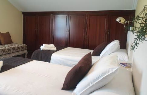 Casa Baixo O Castelo - Foto 25