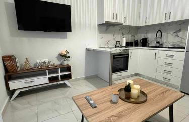 Elegant & Modern Apartment near to Athens Riviera - Foto 4