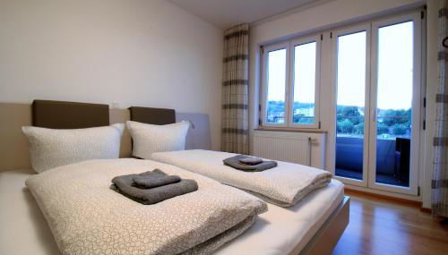 Luxury city apartment - view of river and castle - Foto 3