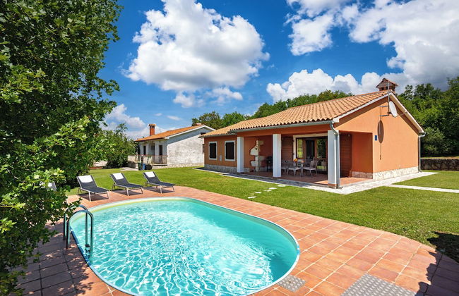 Pool House In Greenery - Foto 16