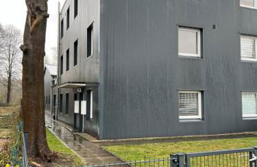 R B Apartment Hamburg Duo - perfekt für Monteure - Küchenzeile - Smart TV - Bad mit Toilette und Dusche auf dem Flur gegenüber des Zimmers zur Alleinnutzung - Foto 17