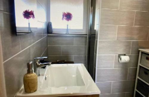 Le Petit Coin with pool, near Aubeterre sur Dronne - Foto 10