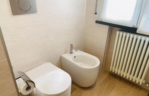 Modern 90sqm Apt - Ideal Base for Parma & Modena - Foto 35