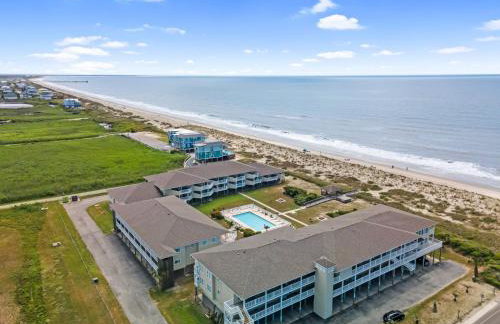 Southern Shores Oak Island Oceanfront with Pool Villa - Foto 60