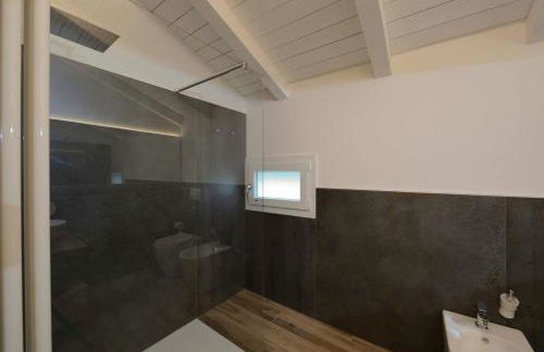 Grenier Blanc - Elegante mansarda - Foto 21