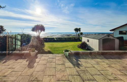 Southcroft Lodge - Photo 1