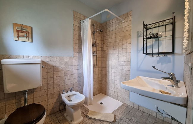 Farmhouse in Tuscany With Pool Near Montecastello - Foto 17