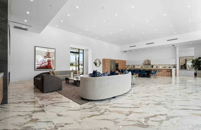 Sleeps 20 7-bedroom Villa w/ Pool, Putting Green & Hot Tub Bravo Villa #11 by Avantstay - Foto 23