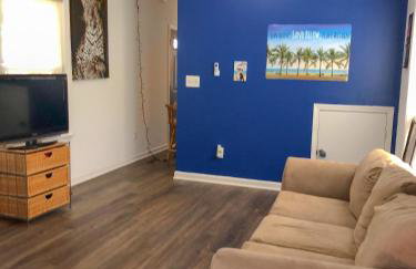 Beautiful Home in Atlanta - Photo 12