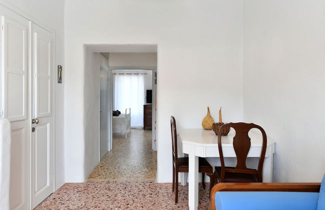 Kastro Traditional House - Photo 13